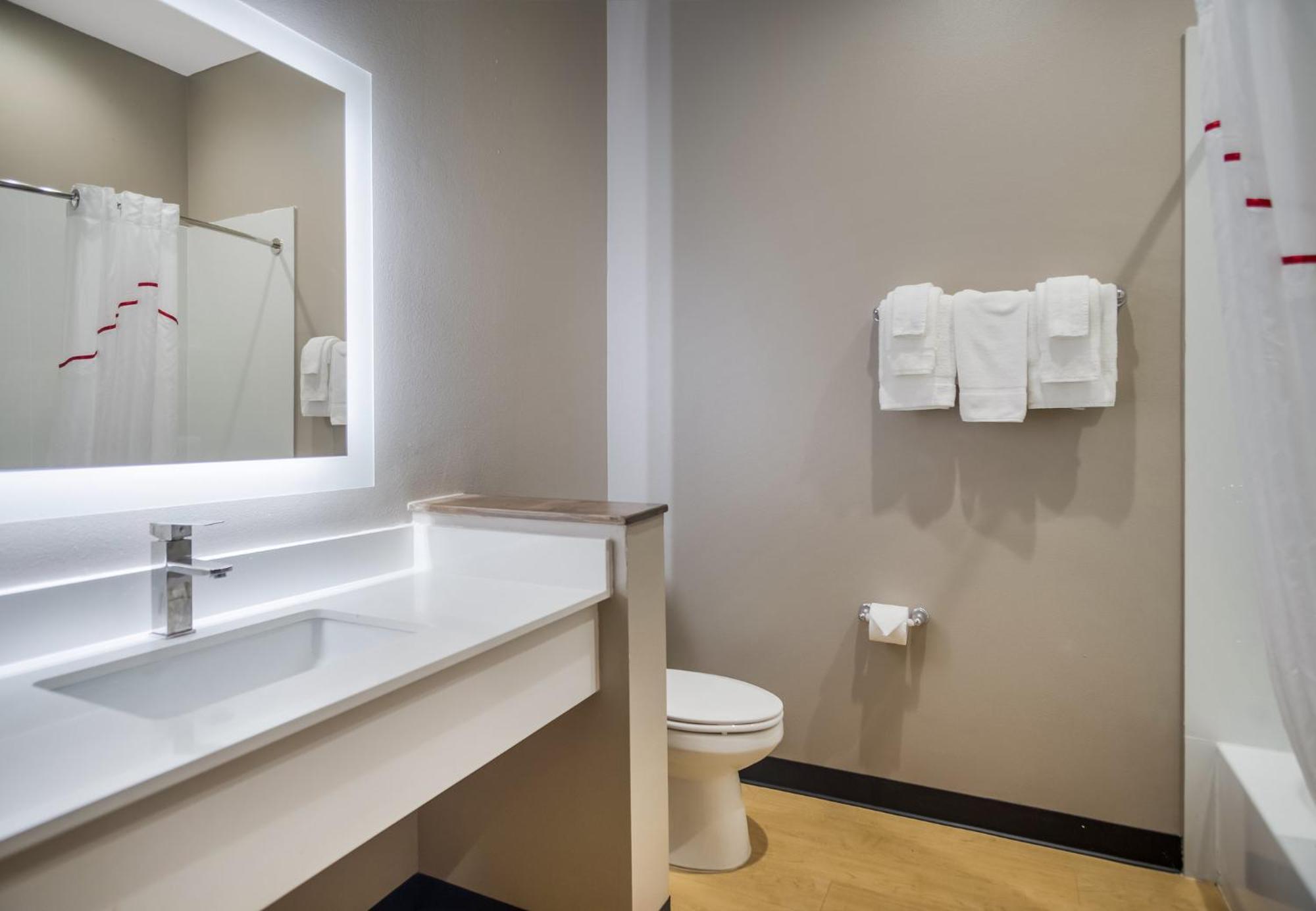 Red Roof Inn Lancaster, Tx Экстерьер фото